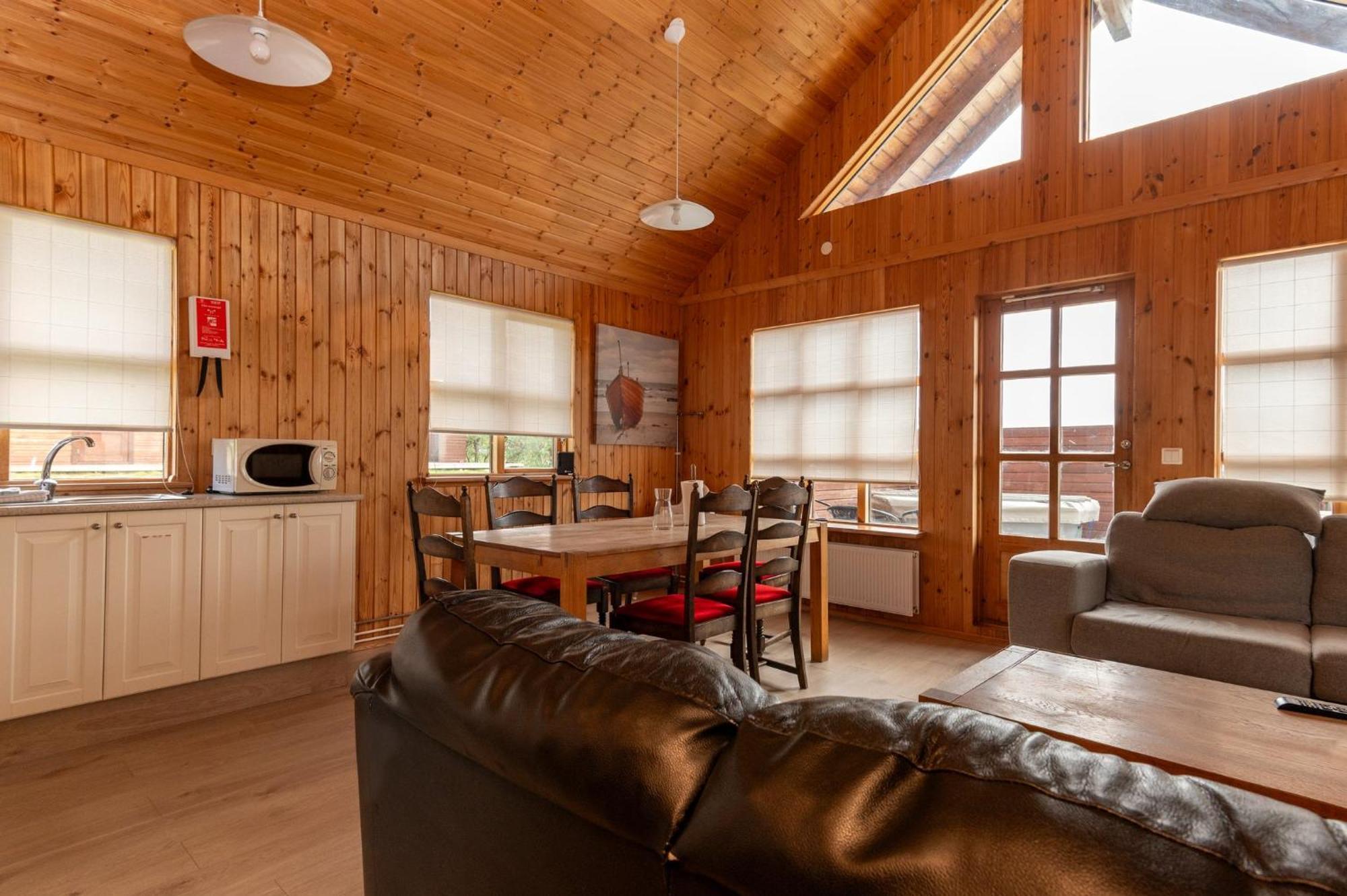 Gladheimar Cottages Blonduos Exteriör bild