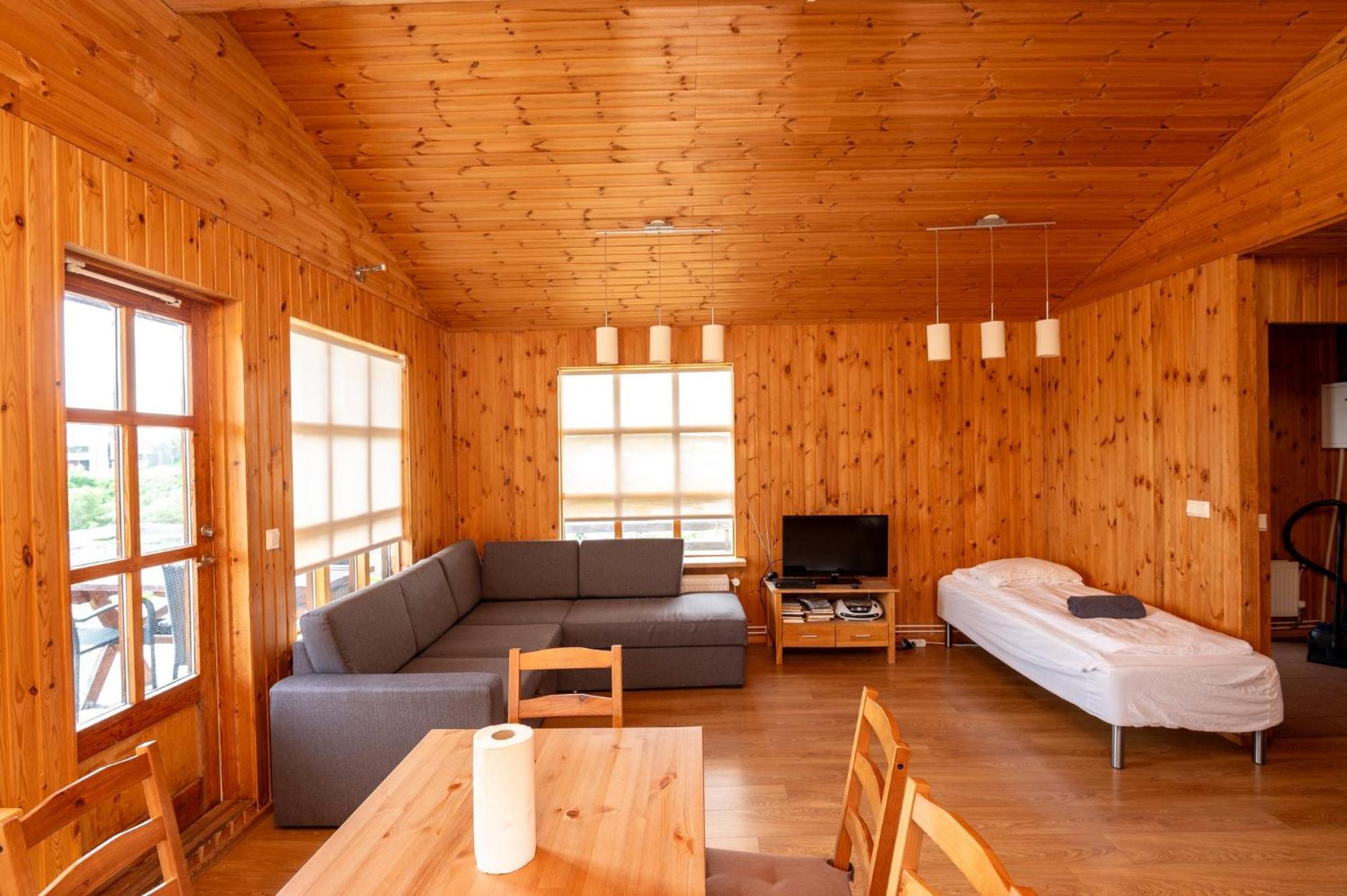 Gladheimar Cottages Blonduos Exteriör bild